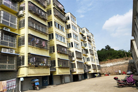 明湖中学附近康桥丹郡电梯精装三室两厅送储藏室可分期